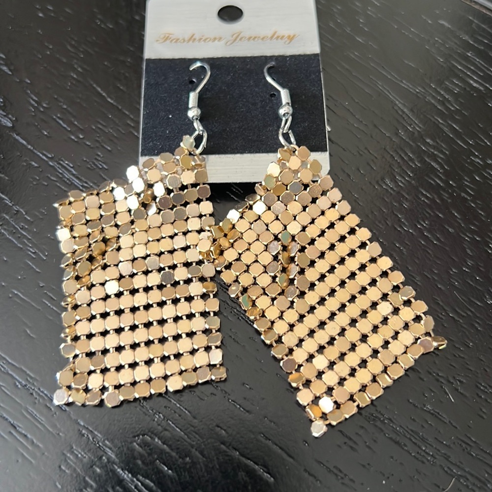 Retro 80s gold metal mesh earrings-NWT